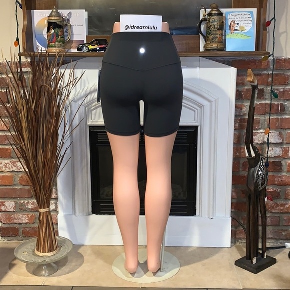 🌿NWT Lululemon Align HR Short 6” - Picture 6 of 6